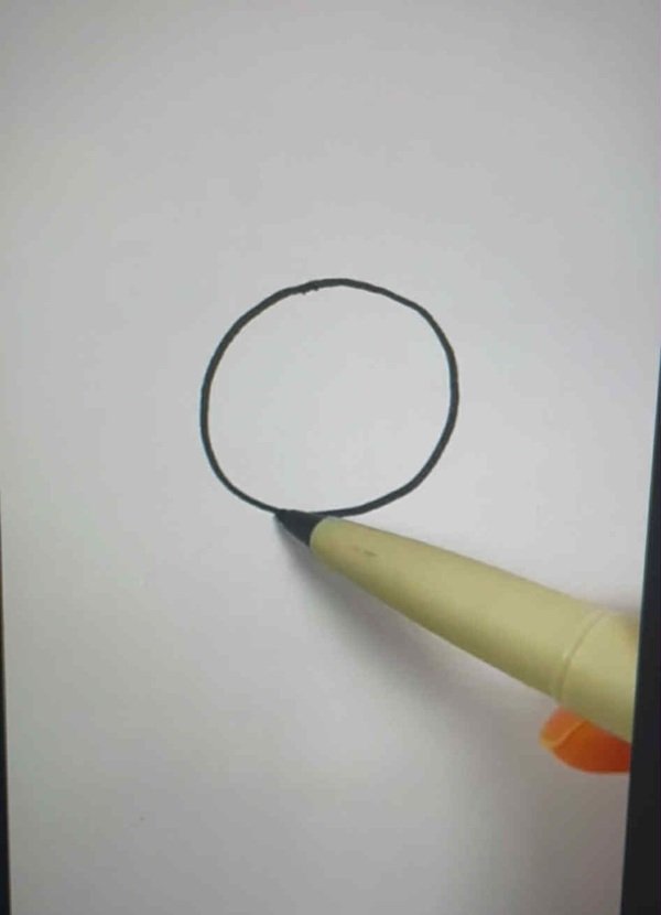 How to draw a easy microphone 1