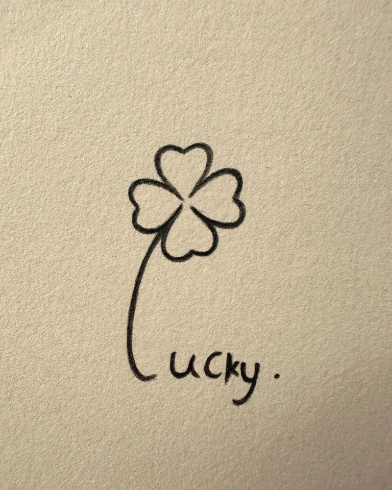 How to draw a four leaf clover step by step 4
