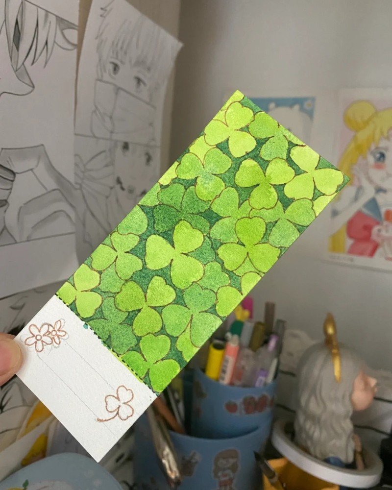 How to draw a shamrock easy step by step 4