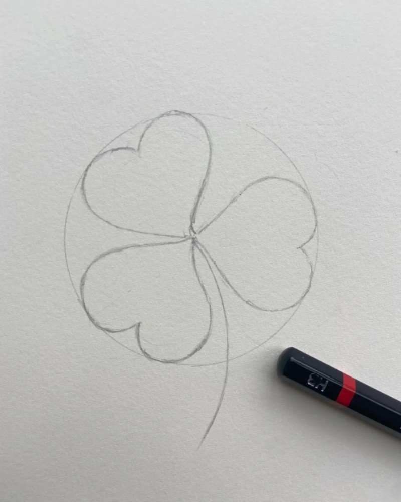 How to draw a shamrock step by step 1