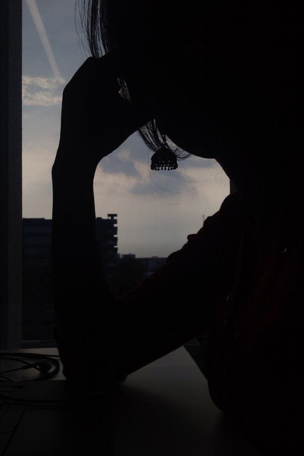 alone sad girl dp for facebook 19