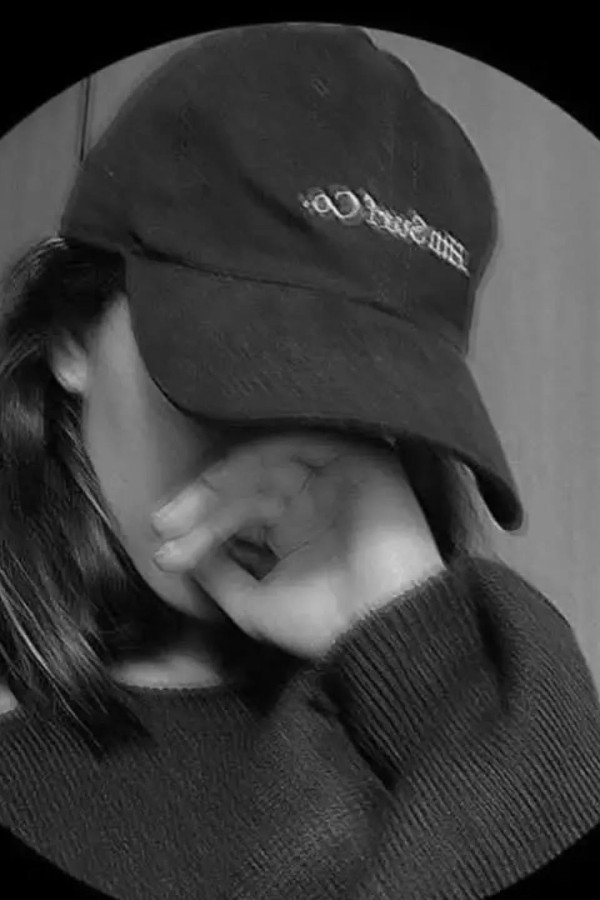alone sad girl dp for facebook 39