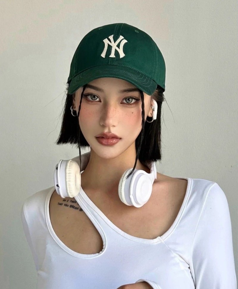 attitude cap girl dp 32