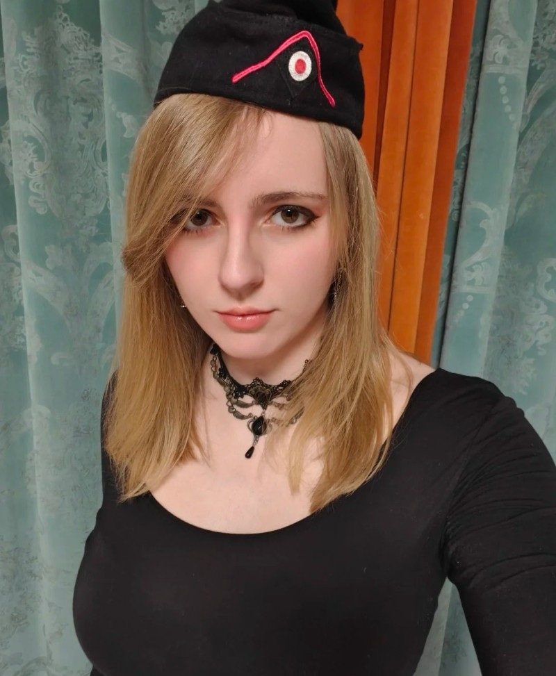 attitude cap girl dp 35