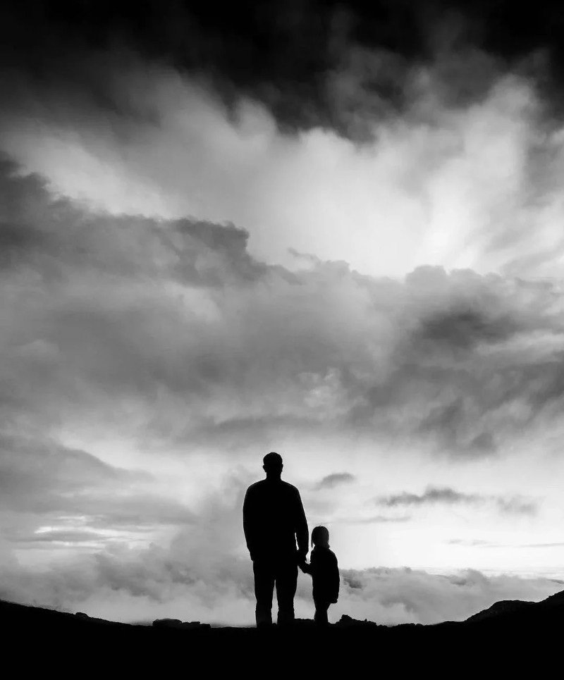 black and white dp 10