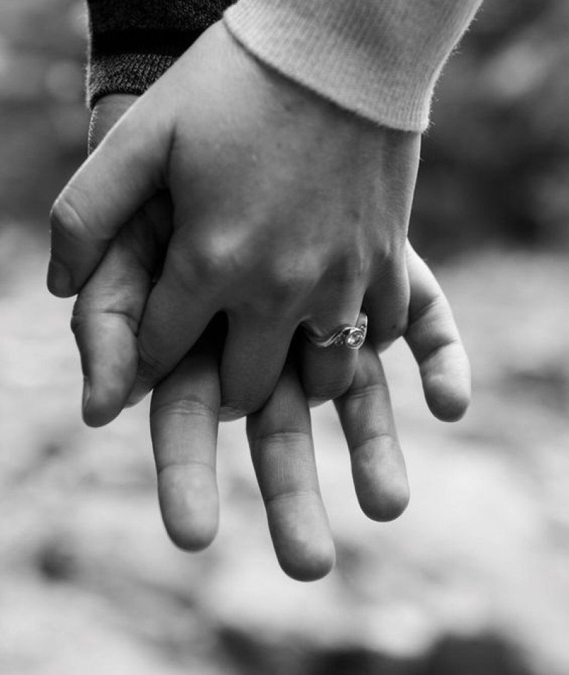 couple hand5s dp 