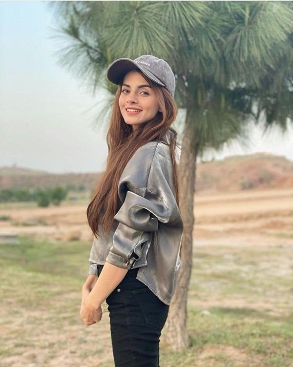 cute girls dp for fb 33