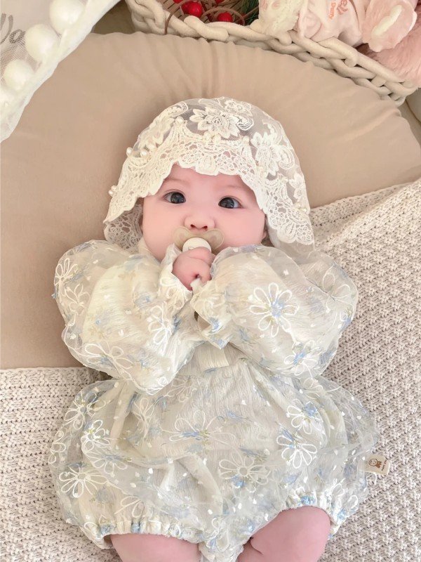 cuteness cute baby girl images for whatsapp dp 31