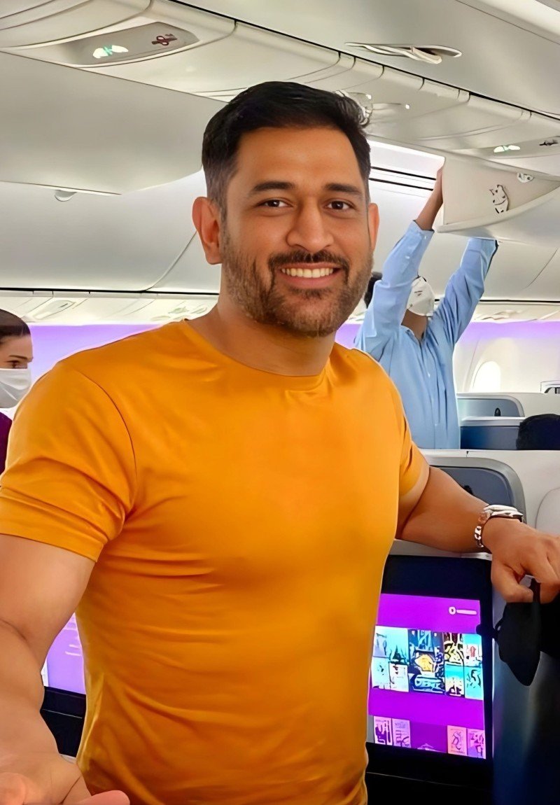 dhoni dp 10
