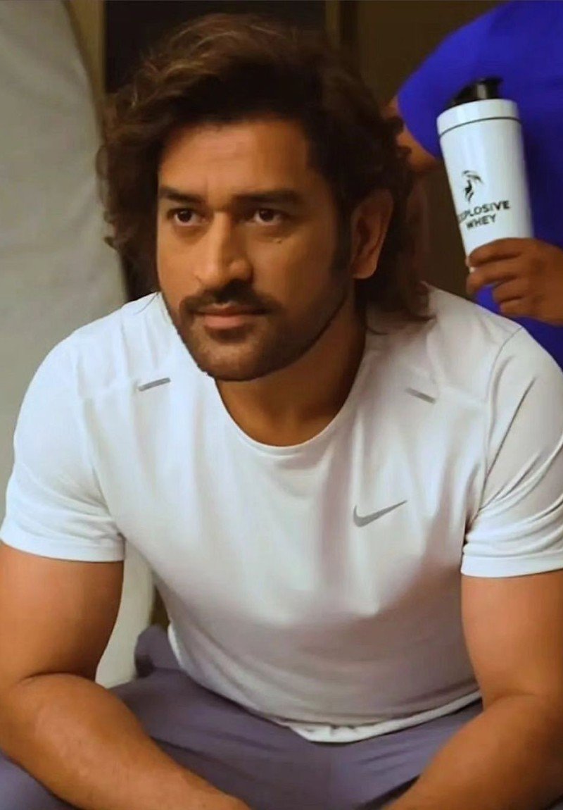 dhoni dp 15