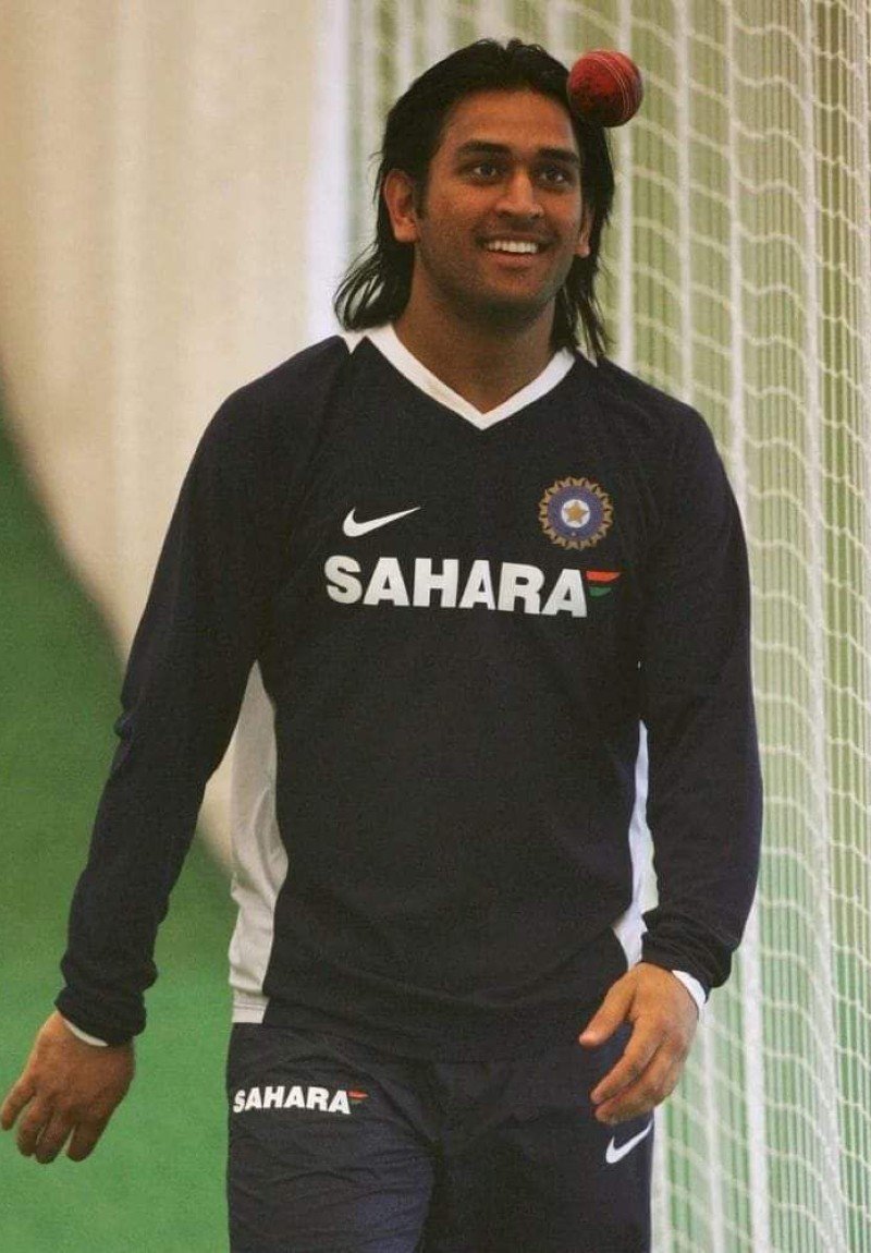 dhoni dp 19