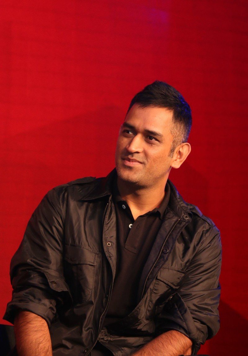 dhoni dp 24