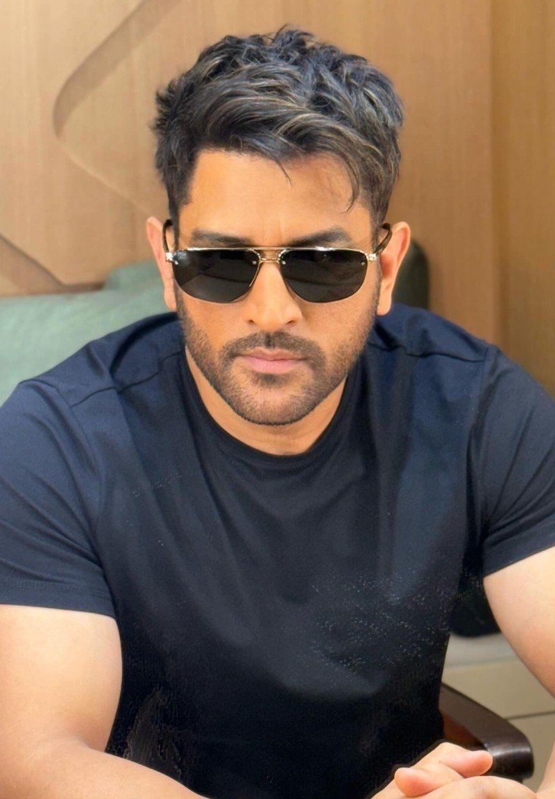 dhoni dp 36
