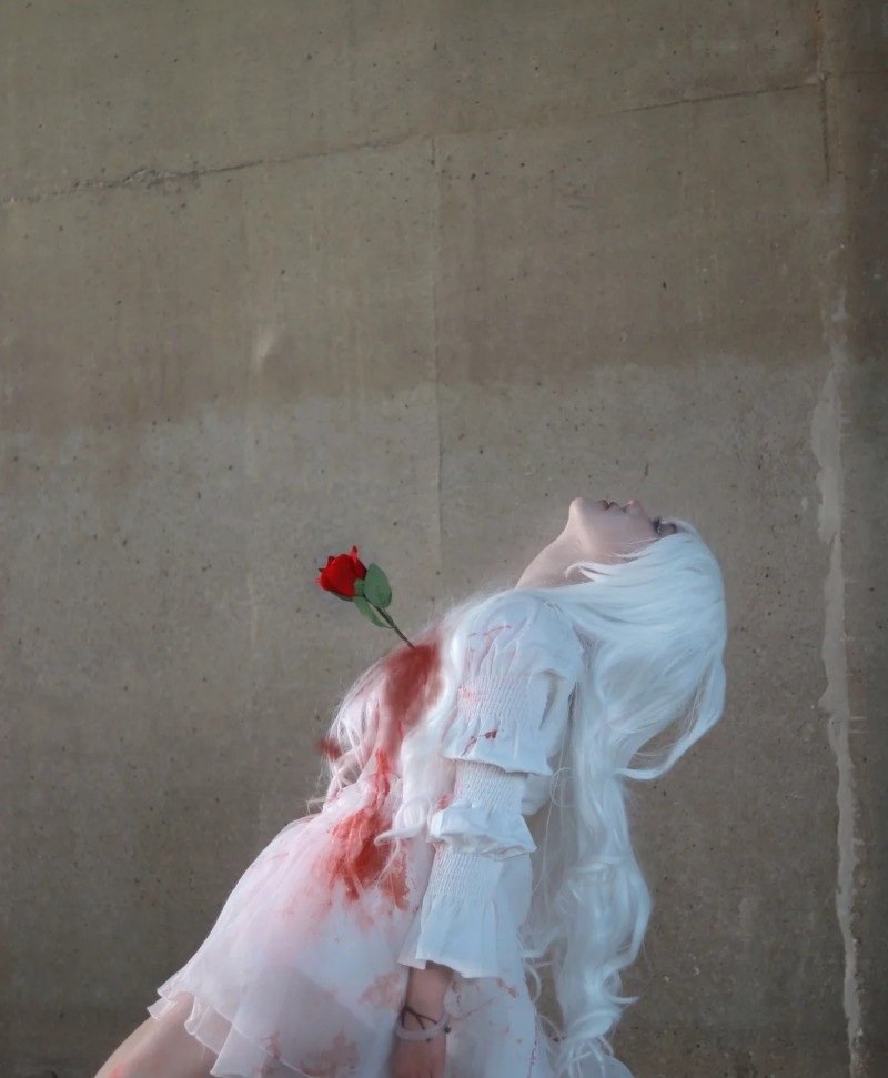 dp for girls in very sad mood