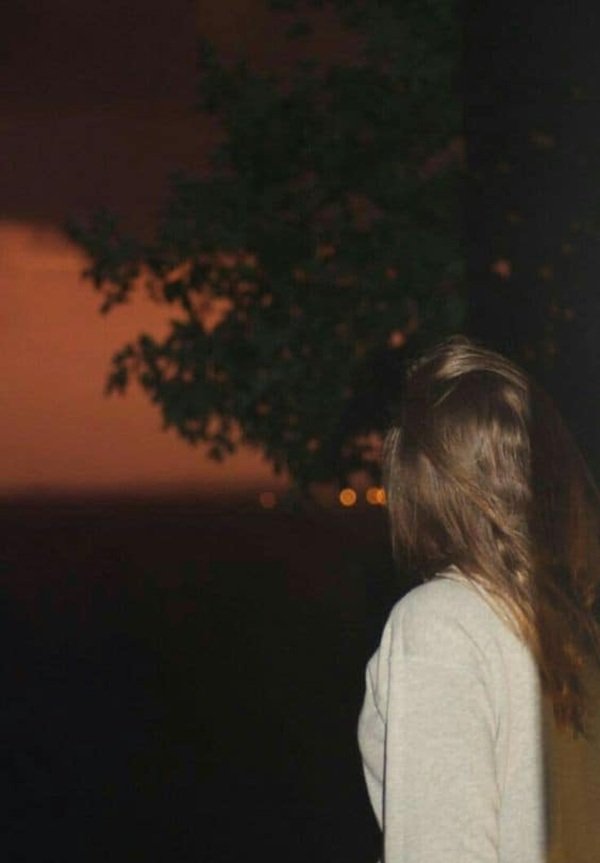dp for instagram for girl stylish hidden face 20