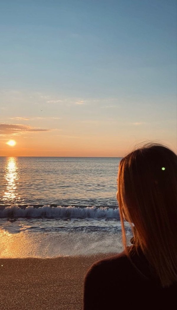 dp for instagram for girl stylish hidden face 21