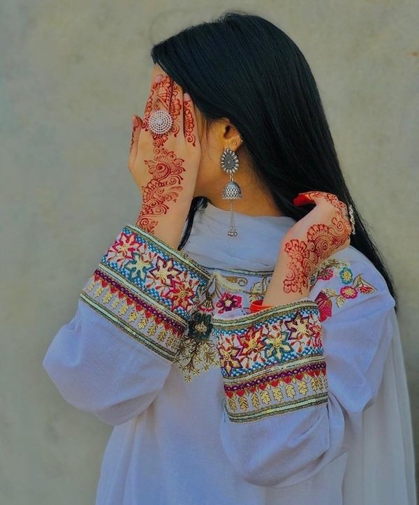 dp for instagram for girl stylish hidden face 29