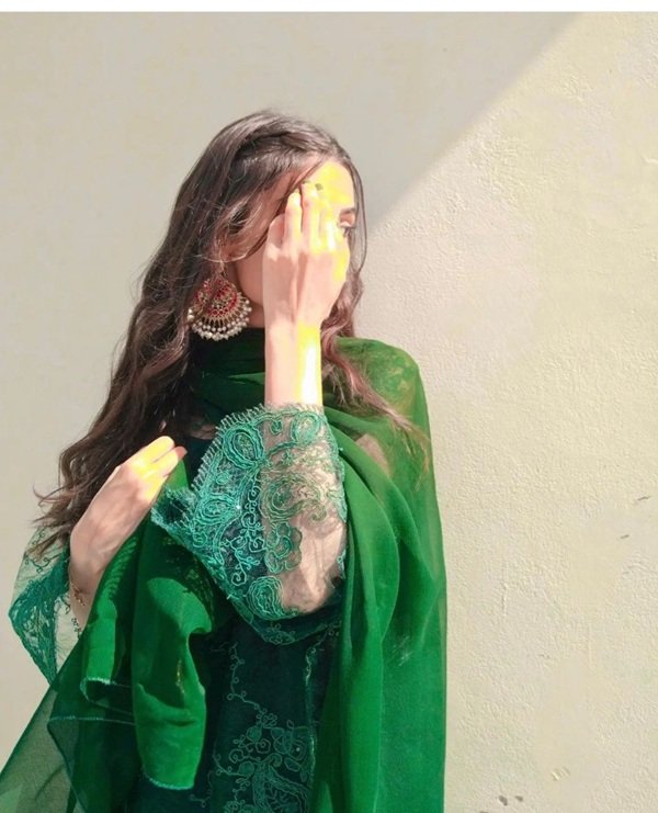 dp for instagram for girl stylish simple 15