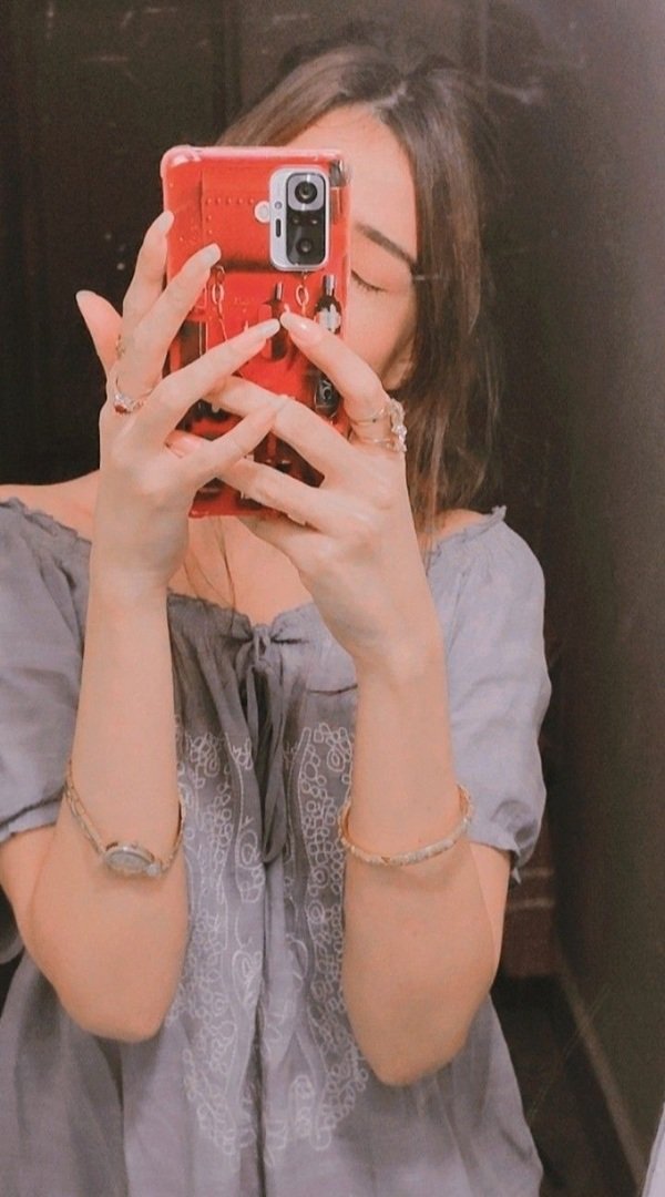 dp for instagram for girl stylish simple 17