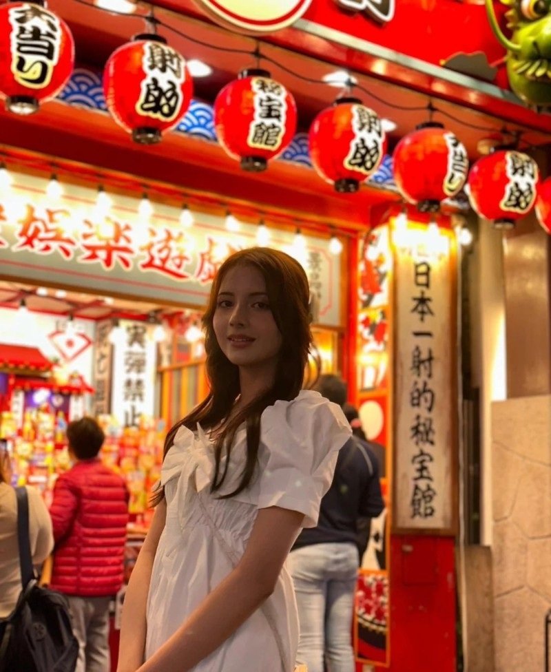 dpz hot girl dp 24