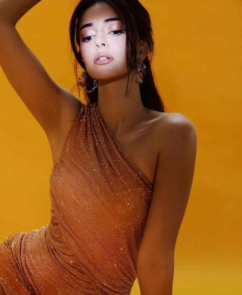 dpz hot girl dp 32