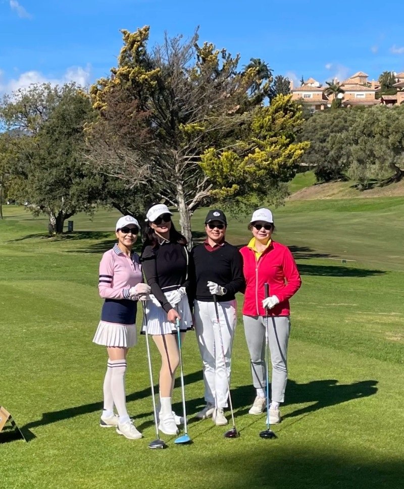 friends group dp funny 17