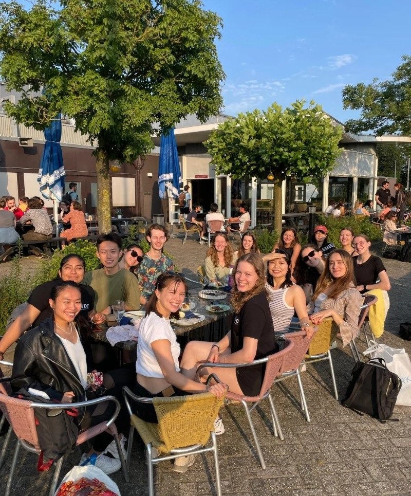 friends group dp funny 20