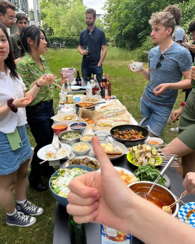 friends group dp funny 36