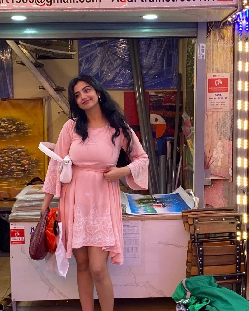 ladki ki dp 