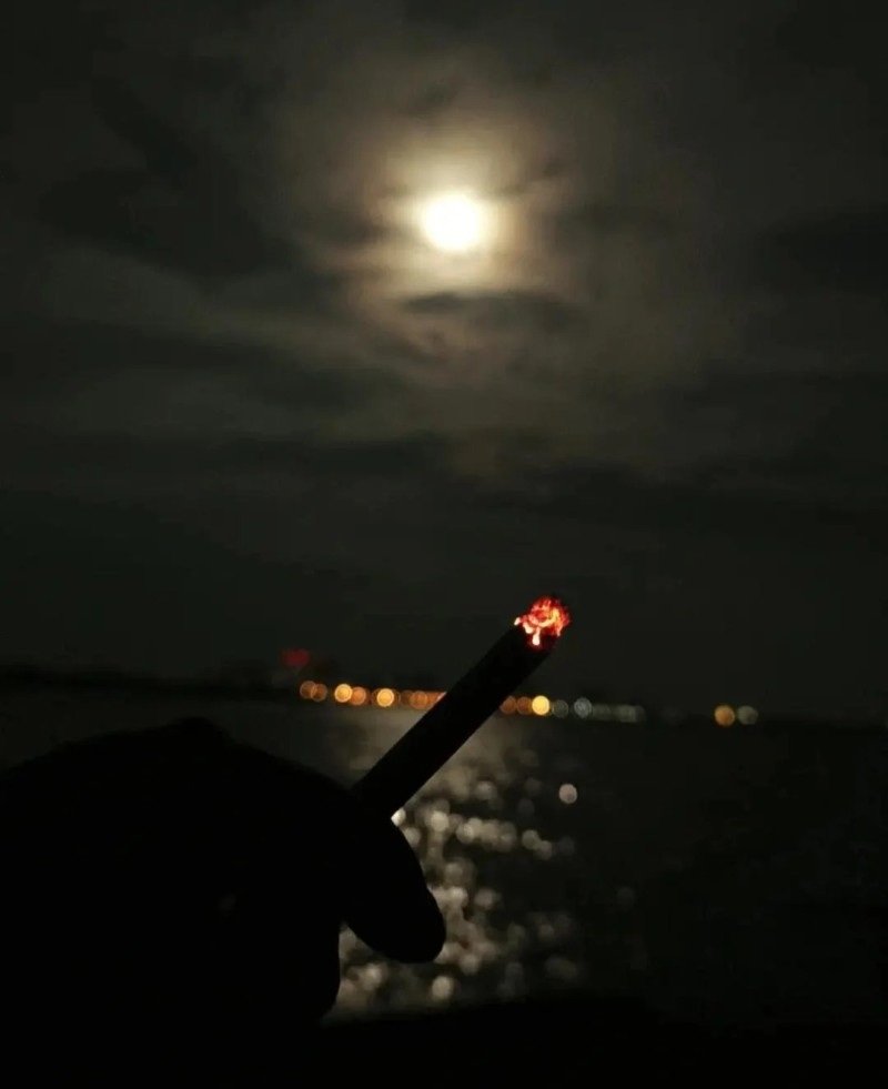 sad dp for instagram 18