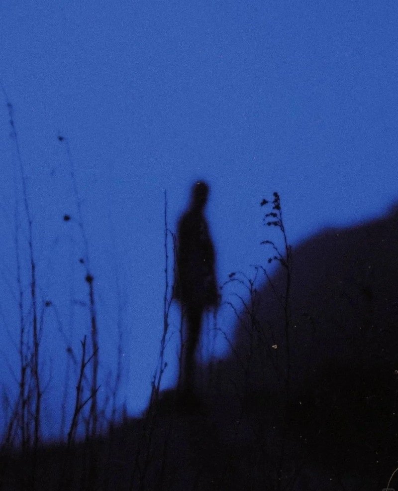 sad dp for instagram 21