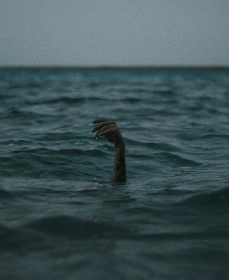 sad dp for instagram 28