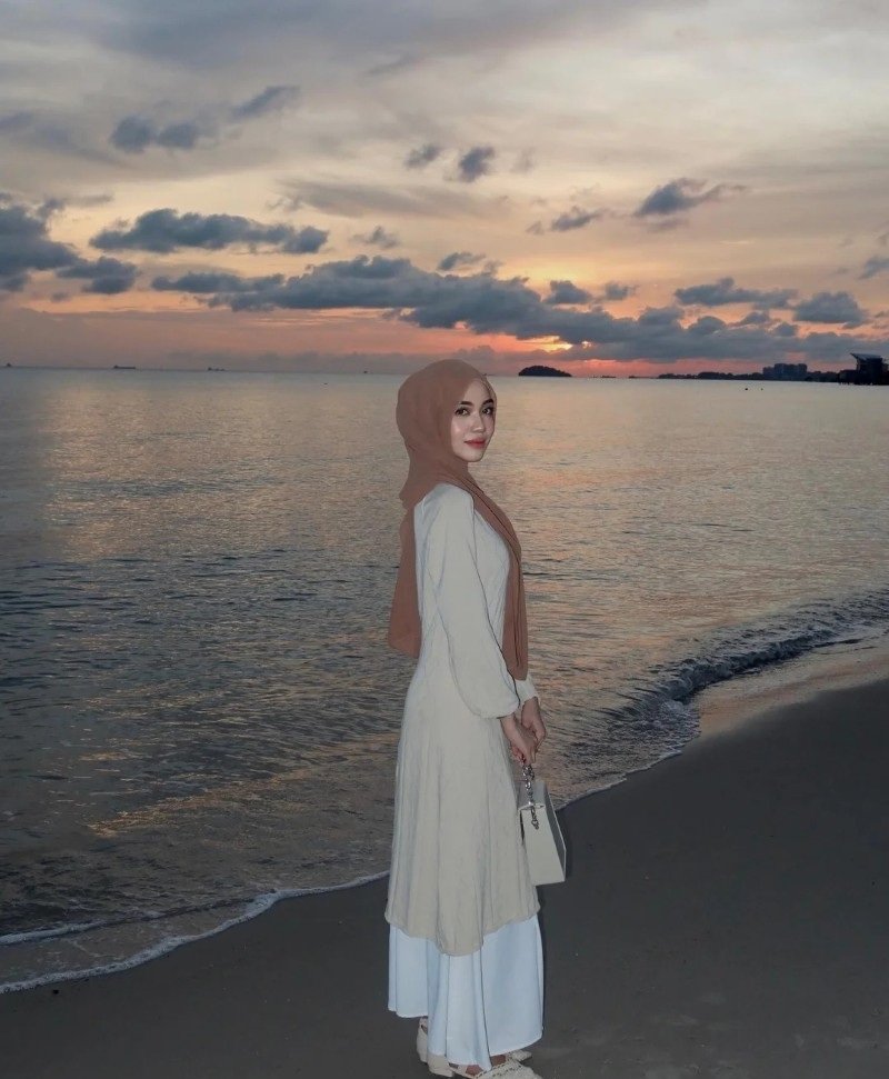stylish hijab girl dp 29