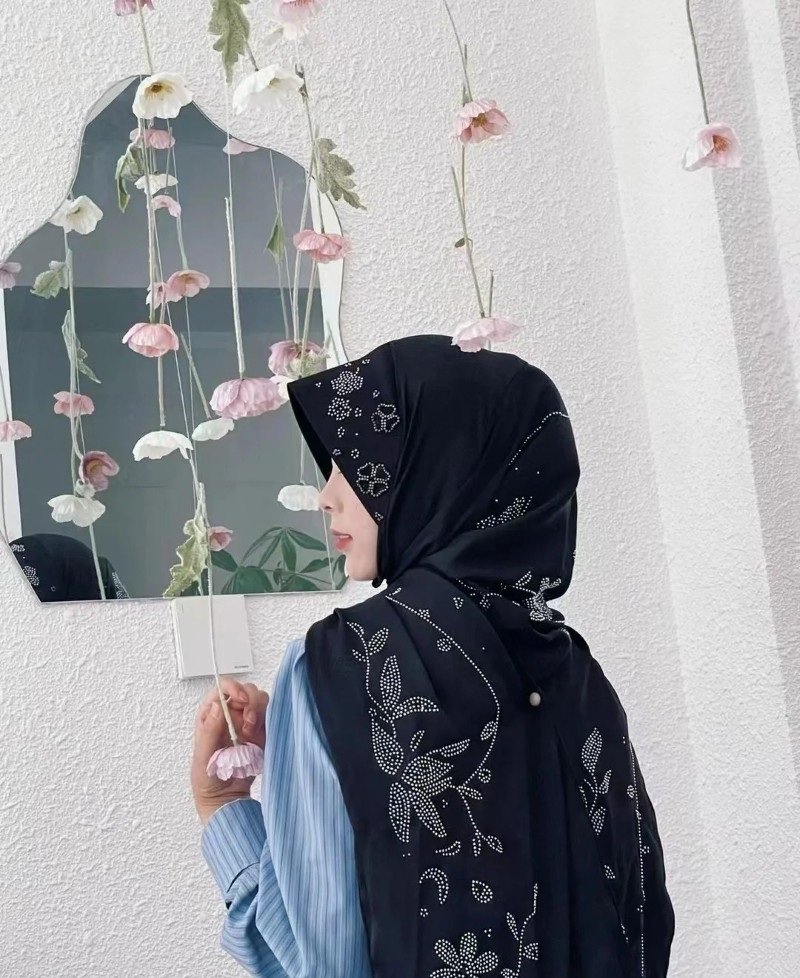 stylish stylish hijab girl dp