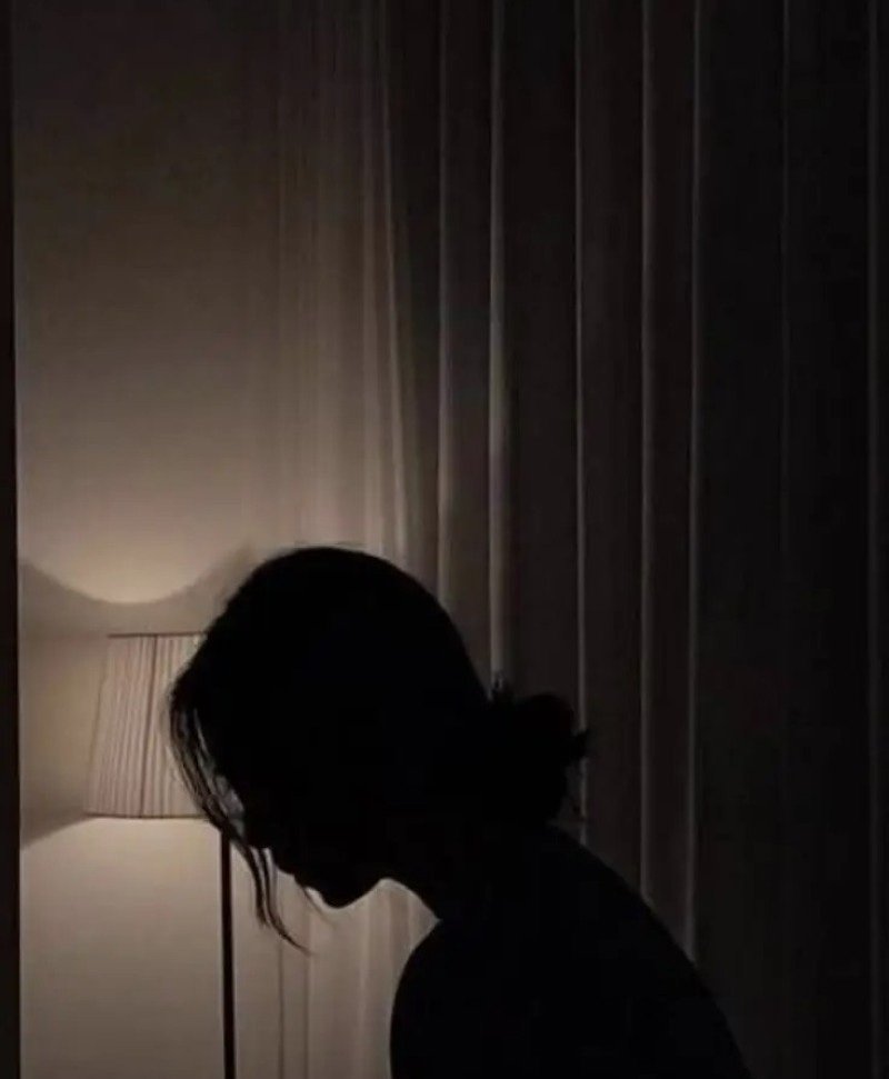 very sad alone dp 21