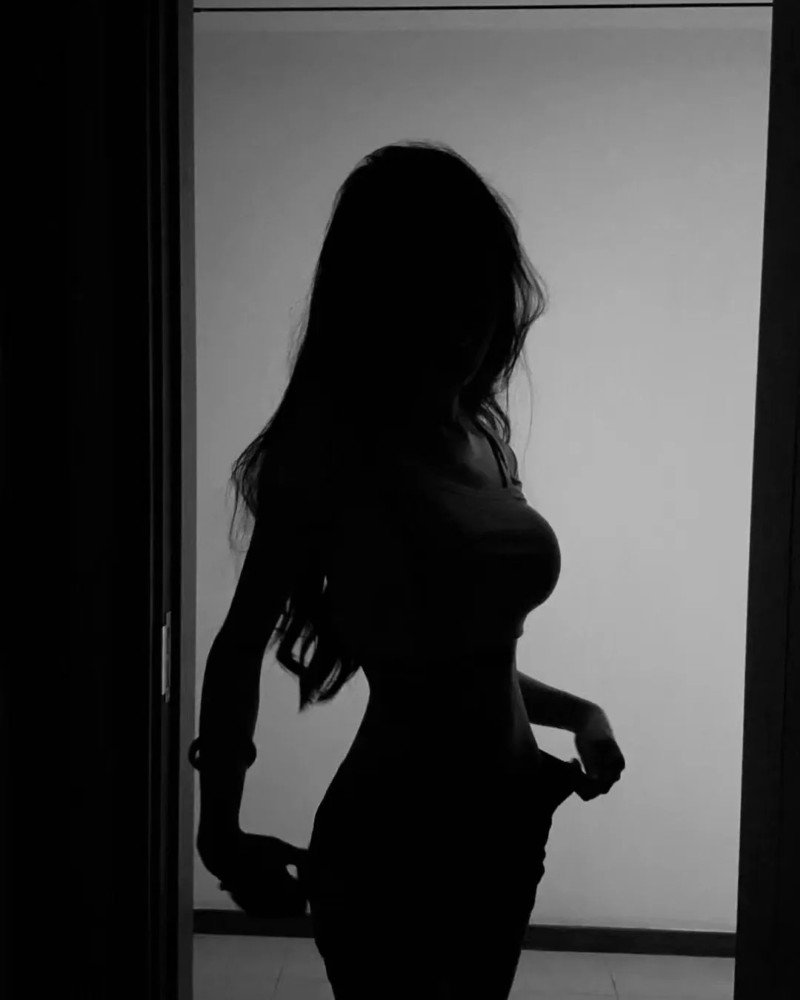 black shadow girl dp 20