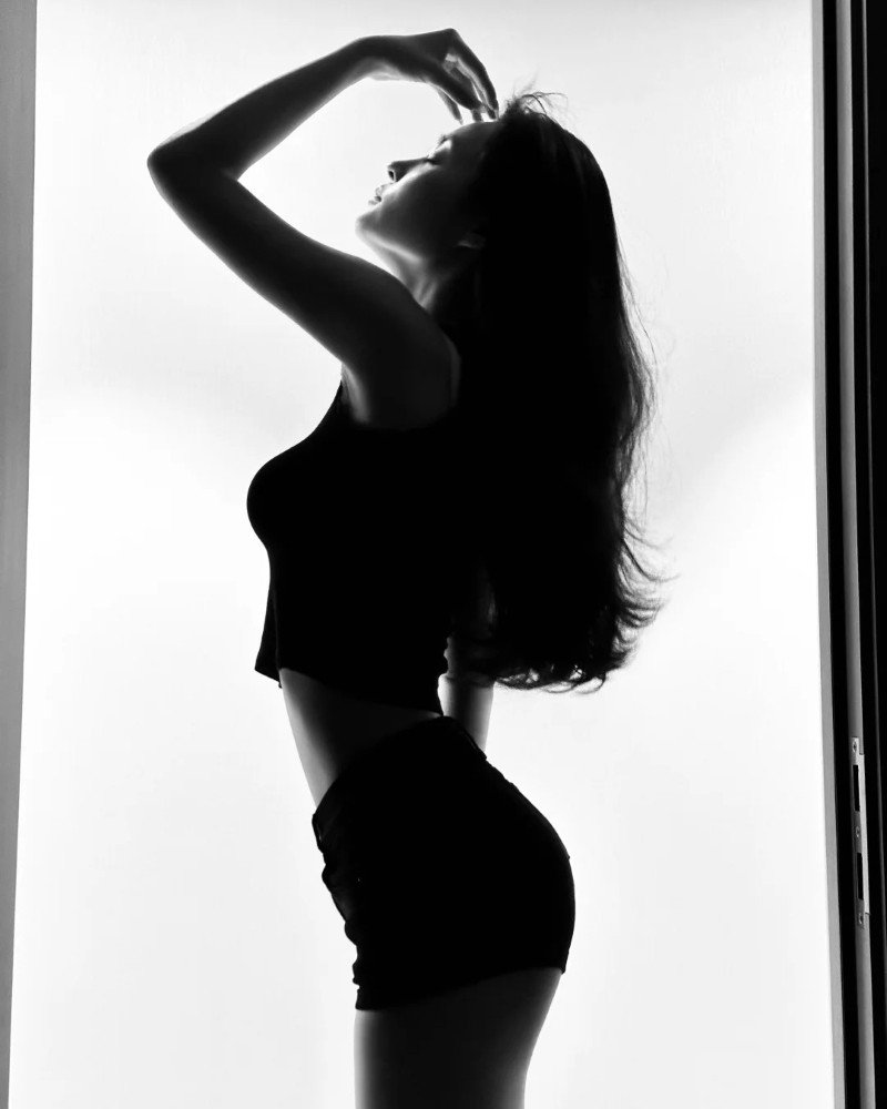 black shadow girl dp 35