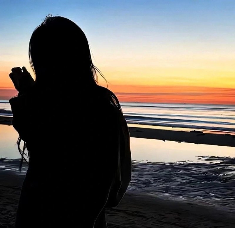 depressed girl dp 32