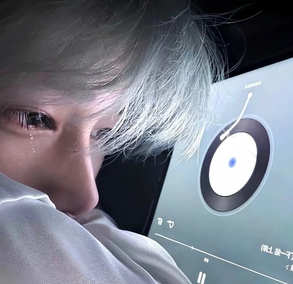heartbroken crying sad boy dp 9