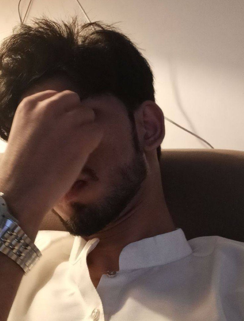 insta cool hidden face dp boy 26