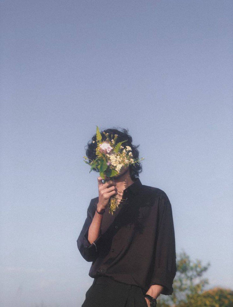 insta cool hidden face dp boy 30