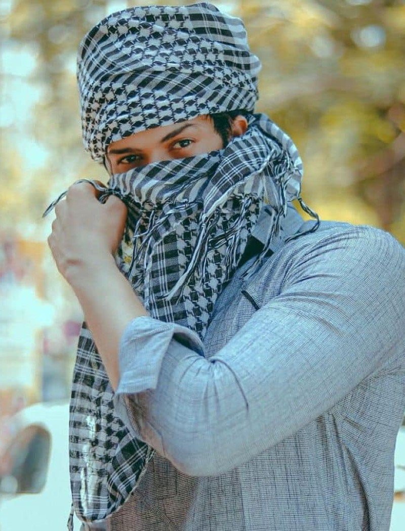 insta cool hidden face dp boy 5